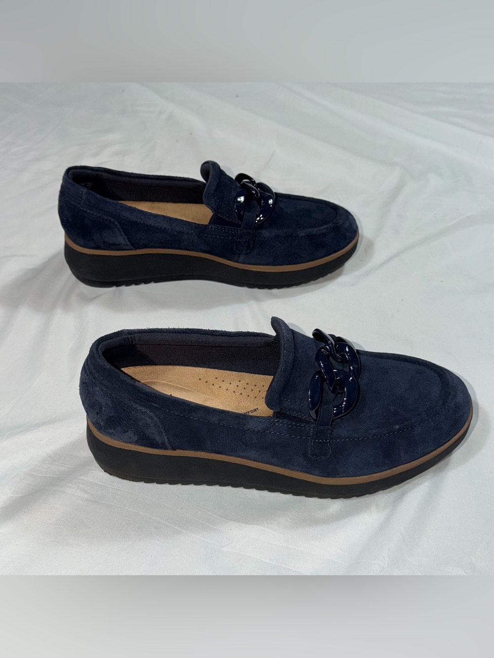 Clarks Zylah May Navy Suede Chain Platform Loafers Women’s 9.5M - Picture 10 of 11